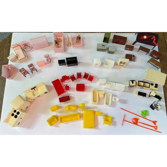 Vtg Doll House Furniture Lot 71+pc   50’s 60’s Ideal Allied Blue Box Marx MPc - Picture 2 of 13